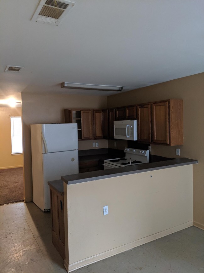 Photo - 3566 North St