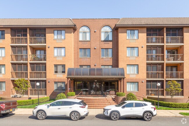 Photo - Chestnut Hill at Essex Park