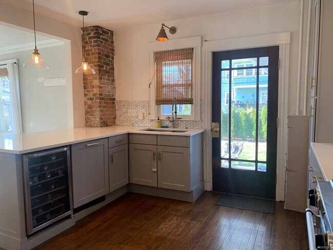 19 Bexley Rd Unit 1