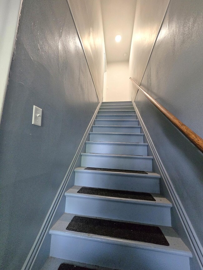 Photo - 1811 Grand Ave Apartment