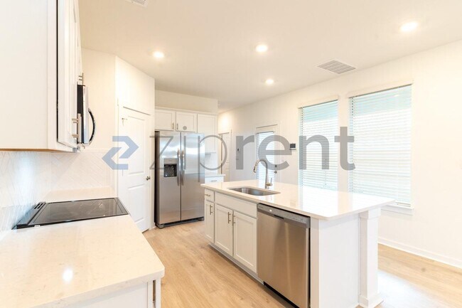 Photo - 2421 Wallin Bradley Dr