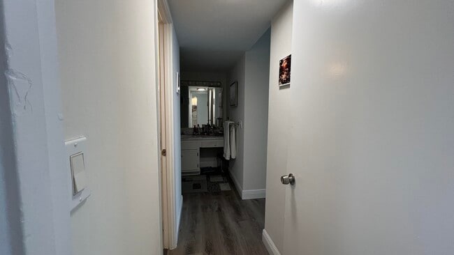Photo - 1301 NE Miami Gardens Dr Unit 514w