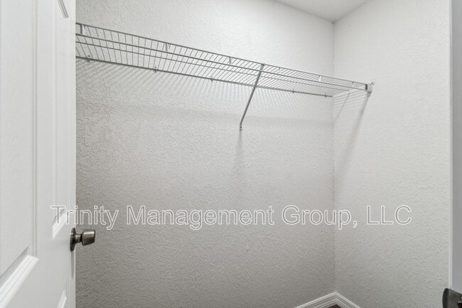 Photo - 10033 Brunswick Ln