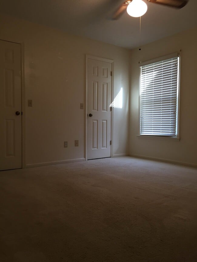 Photo - 47 Somerset Townhouse