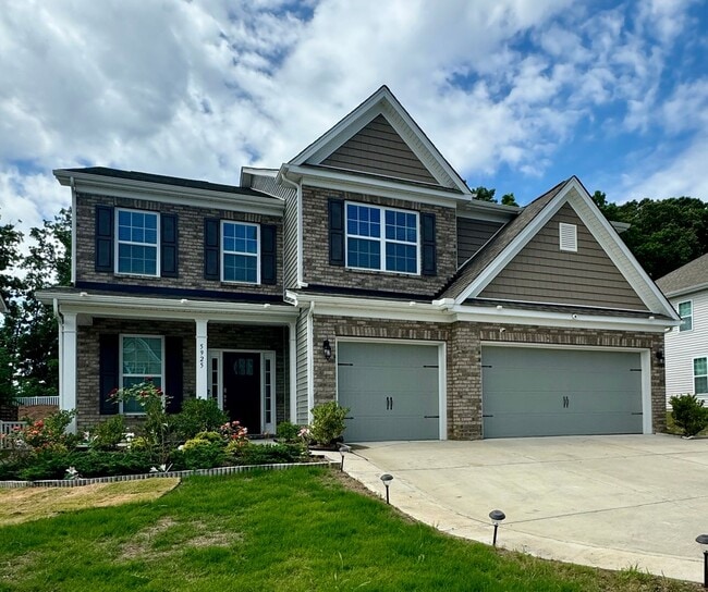 Building Photo - Spacious 6-Bedroom Home in Austin Corners