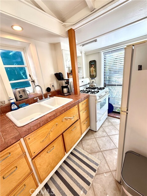 Photo - 455 Myrtle St