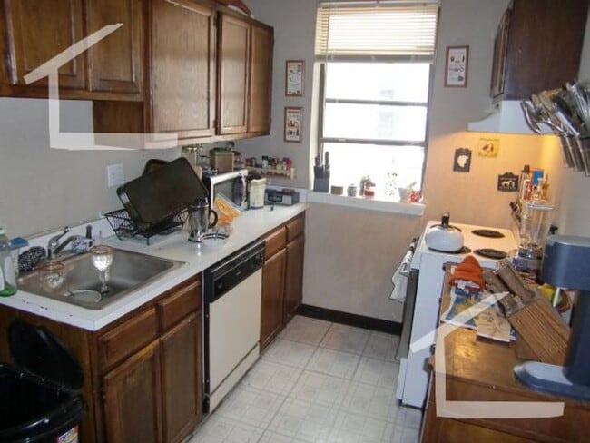 Photo - 327 Summit Ave