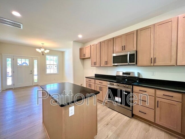 Photo - 117 N Christie Ct