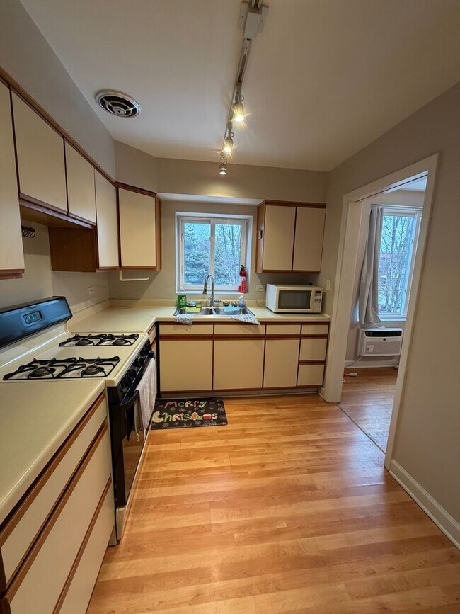 Photo - 7400 N Sheridan Rd Unit 2A