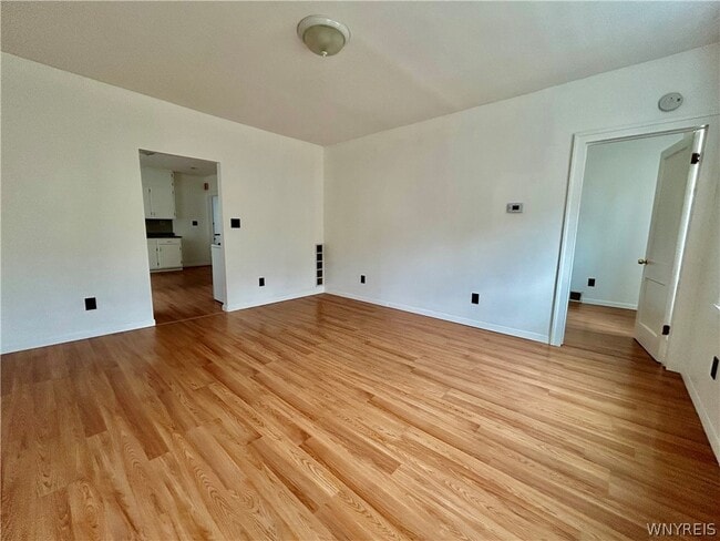 Photo - 52 Greeley St