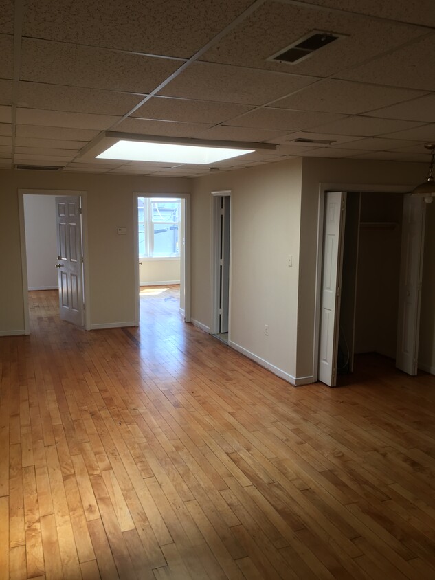 Photo - 815 W Broad St (Richmond, VA)