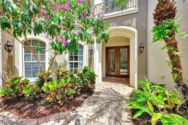 28485 Altessa Way Unidad 102