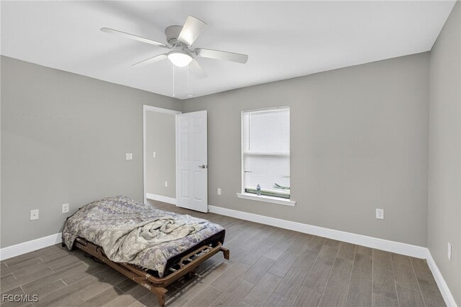 Photo - 839 Bedford Dr