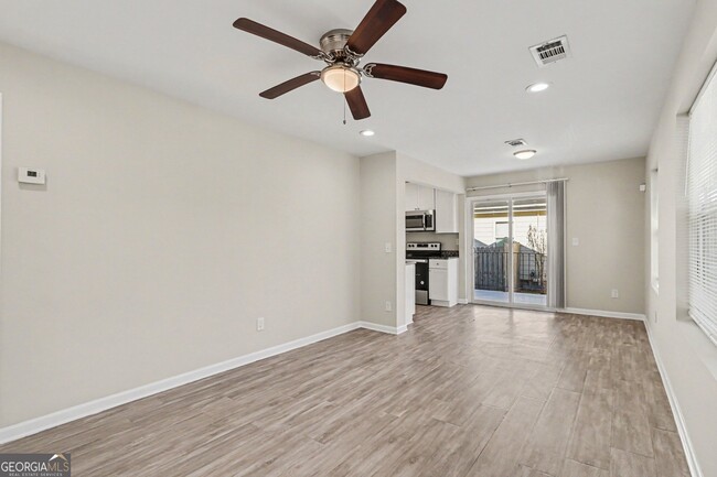 Photo - 2117 Blayton Ln SE