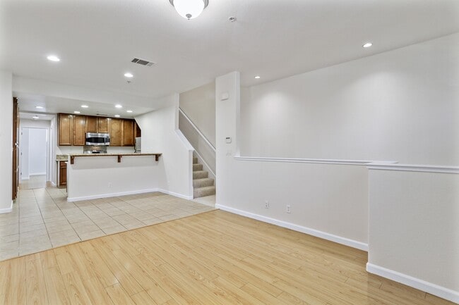Photo - 2189 Beech Cir