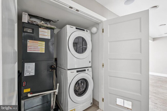 Photo - 1931 N Philip St