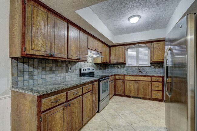 Photo - 3 bed 2 bath home in Moore, Ok