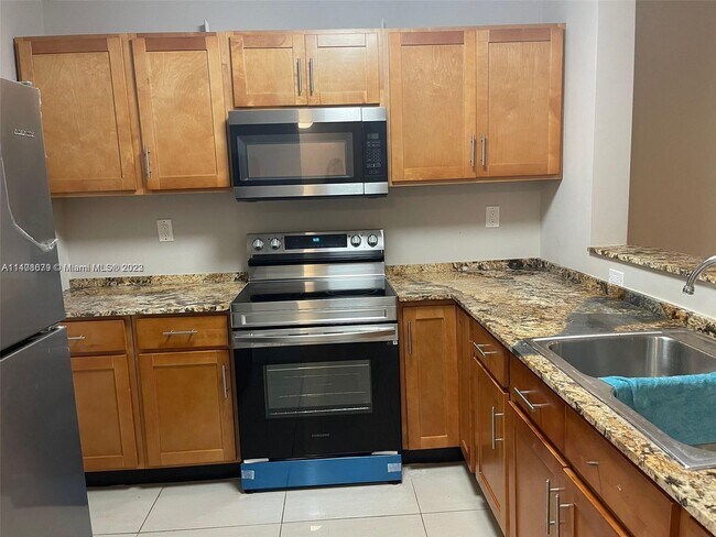 Photo - 15201 NE 6th Ave Condo