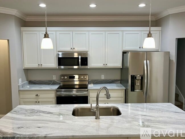 Photo - 2825 La Mesa Ave