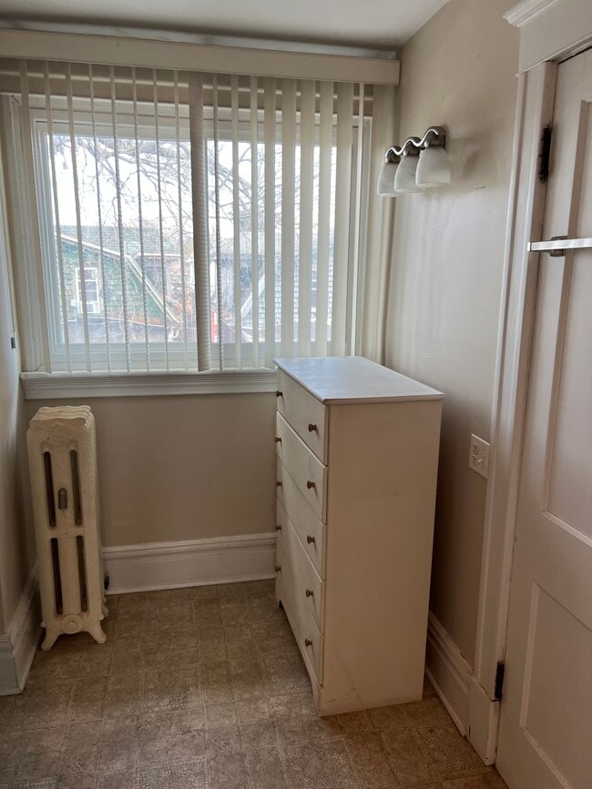 Bathroom - 2223 N 2nd St Unit Third floor