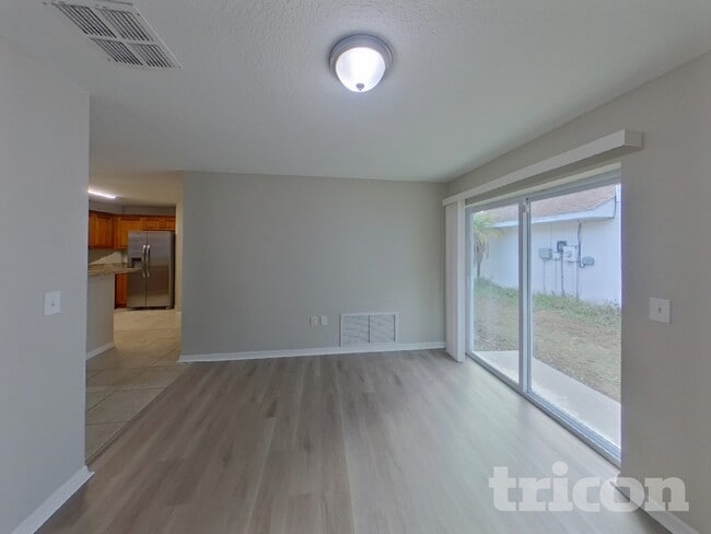 Photo - 10330 Summerview Cir