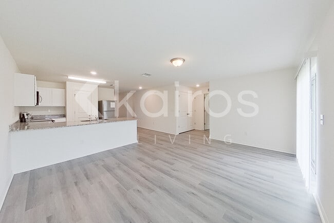 Photo - 1128 Hayes Ave S