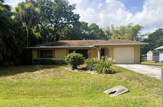 Photo - 8301 Kenwood Rd House