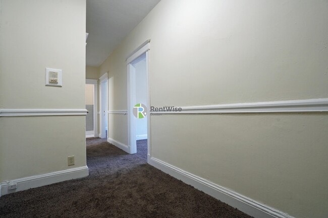 Photo - 68 Woodstock Ave Unit 12