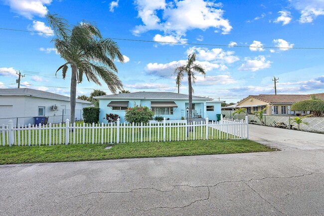 Photo - 135 E 28th St Casa