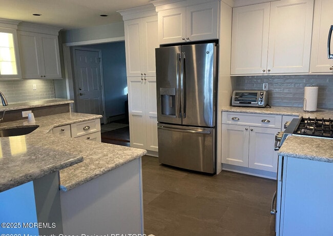Photo - 1202 Lawrence Ave