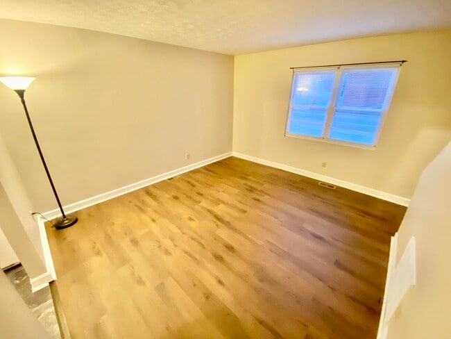 Photo - 116 Main St Unidad A