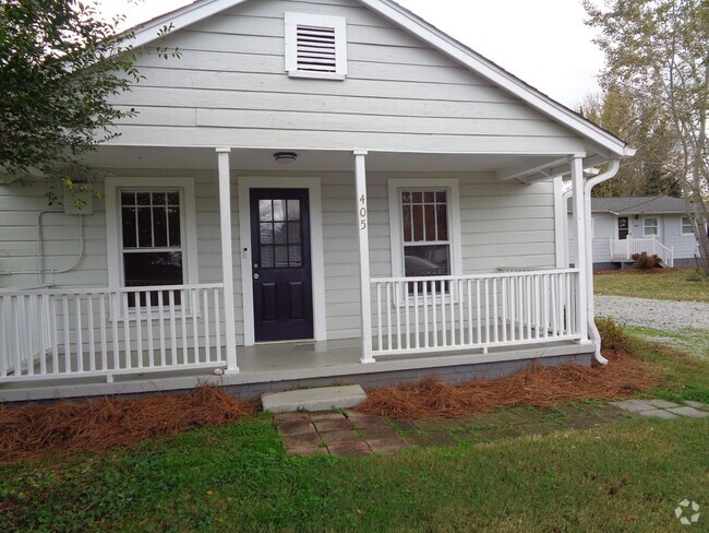 Building Photo - Cozy House for Rent in Kernersville