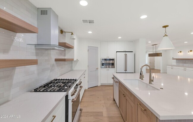 Photo - 4154 N 35th Pl