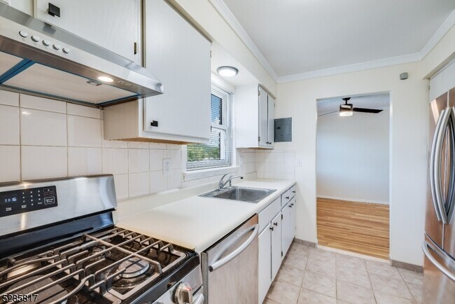 Photo - 14 Wedgewood Dr Unit 18