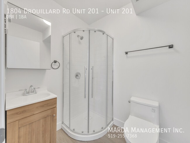 Photo - RENOVATED BACHELOR UNIT IN EAST WINDSOR-UTILITIES & WIFI INCLUDED Unité 201
