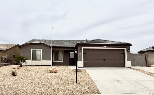 Building Photo - Stylish 3BR Home in Cerbat Vistas | Split Floor Plan, Covered Patio & 2-Car Garage!