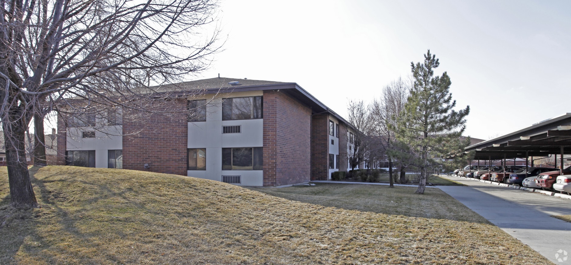 Photo - South Lake Villa Apartments