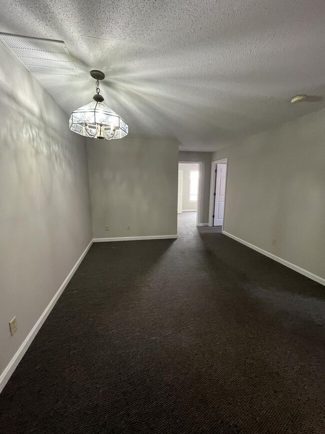 Photo - 3 bedroom, 1 bathroom unit in Wilmore- located on Asbury's campus!