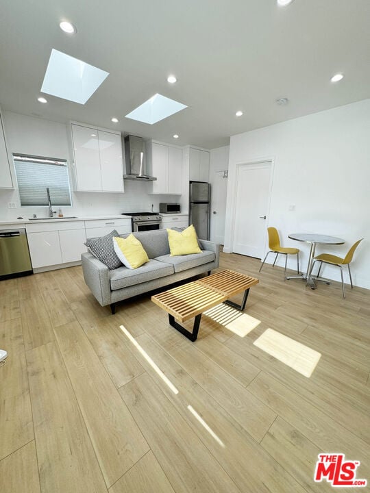 Photo - 2650 Tilden Ave