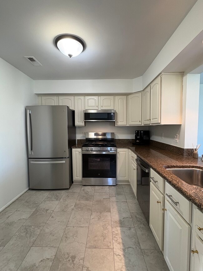 11 Crabapple Pl