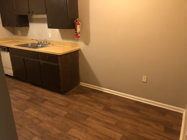 Photo - Russell's Chester Duplexes Unit 208 Sarah St