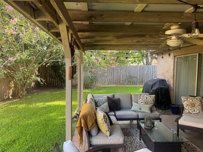 Photo - 3127 Pecan Point Dr