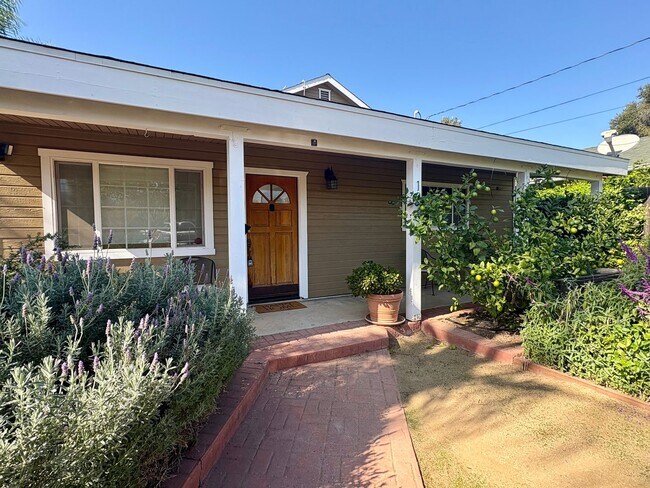 Photo - Single Family Home in Oak View!