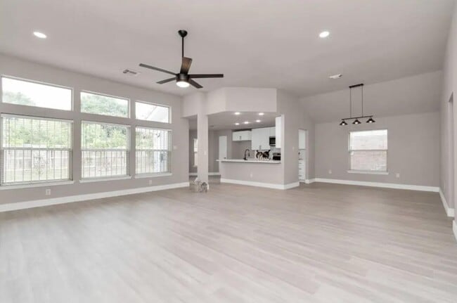 Photo - 3827 Flatwood Dr