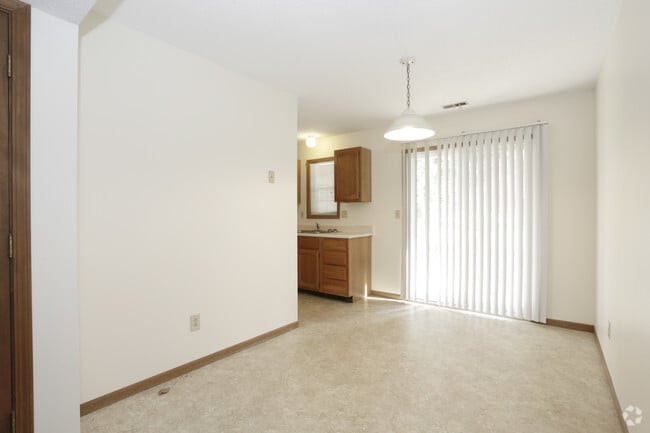 2 Bedroom 2 Bath - Dining Room