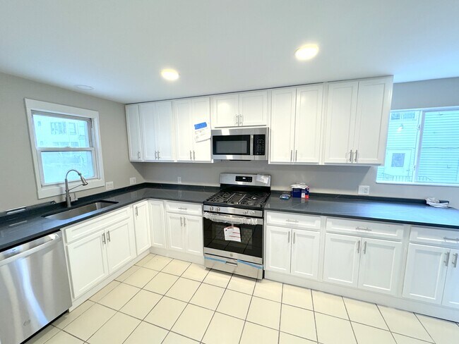 Photo - 145 Union St Unit 1