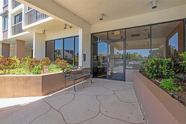 Building Photo - 255 Dolphin Point Unit 501