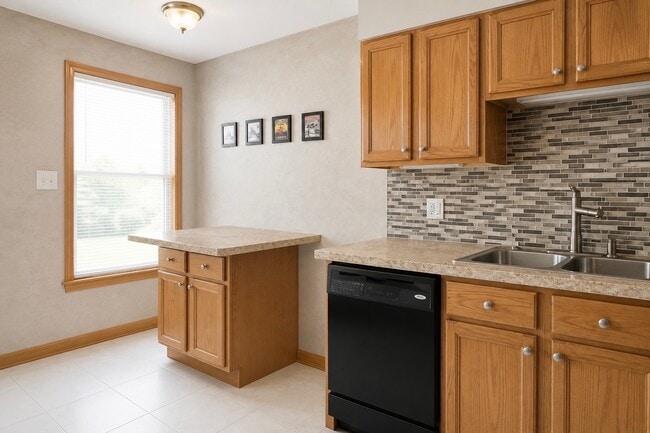 Photo - 4925 N Harlem Ave Unit 4925 N Harlem Ave 2 Chicago IL 60656