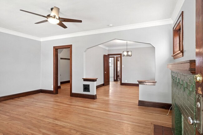 Photo - 5352 Itaska St Unit 1F