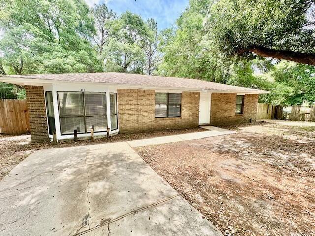 Photo - 423 John King Rd